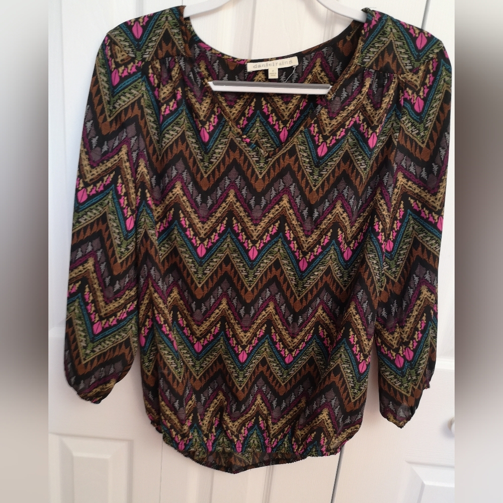 Daniel Rainn Earth Tones Geometric Print Blouse - Size M